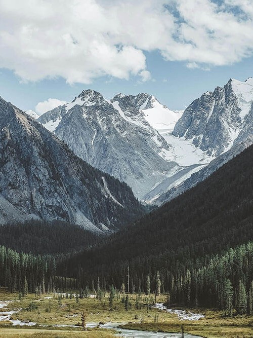 爱一帆三步校正：先问剪辑是不是暗示因果，再把引用补完整（做一次口径对拍）